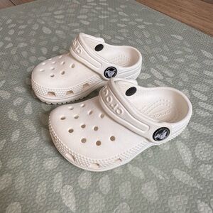 CROCS Classic Clog in White for Kids